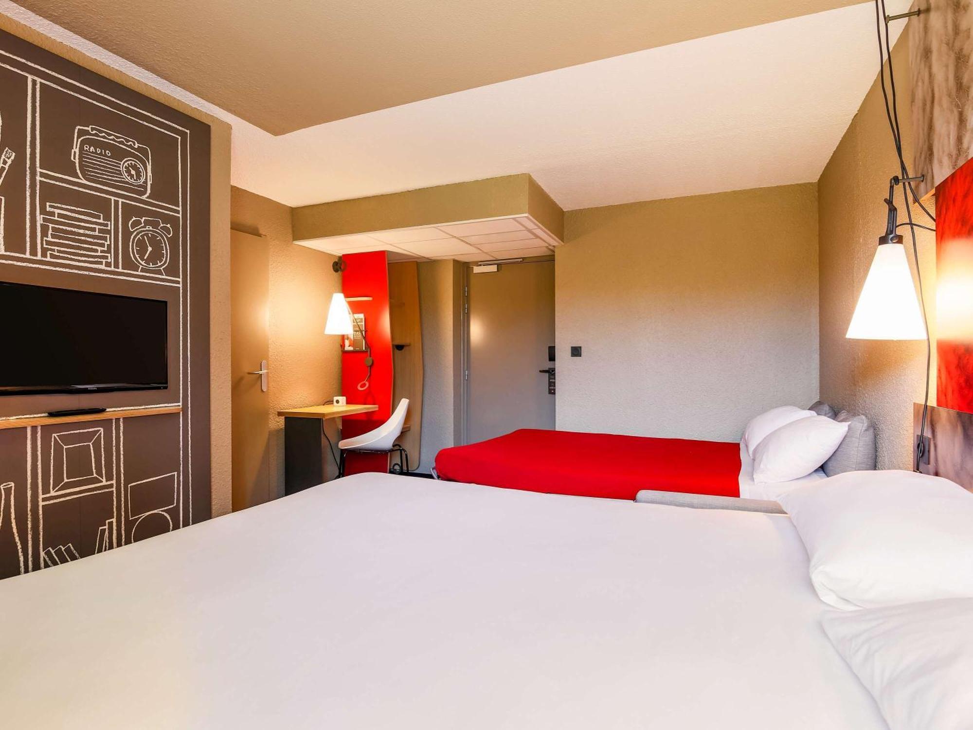 Ibis Carcassonne Est La Cite Hotel Ngoại thất bức ảnh